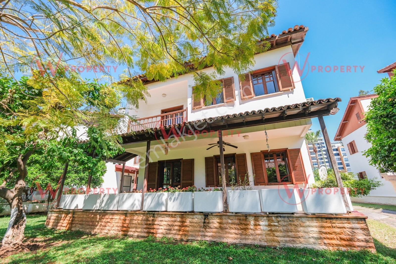 W Property Gama Konutlarında Geniş Bahçe Kullanımlı Müstakil 5+1 - Görsel 28