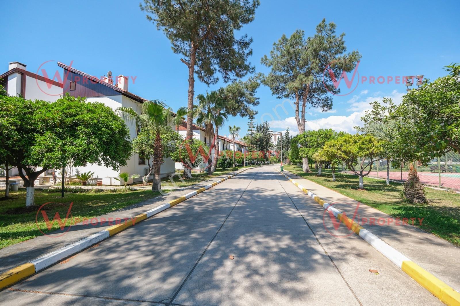 W Property Gama Konutlarında Geniş Bahçe Kullanımlı Müstakil 5+1 - Görsel 35
