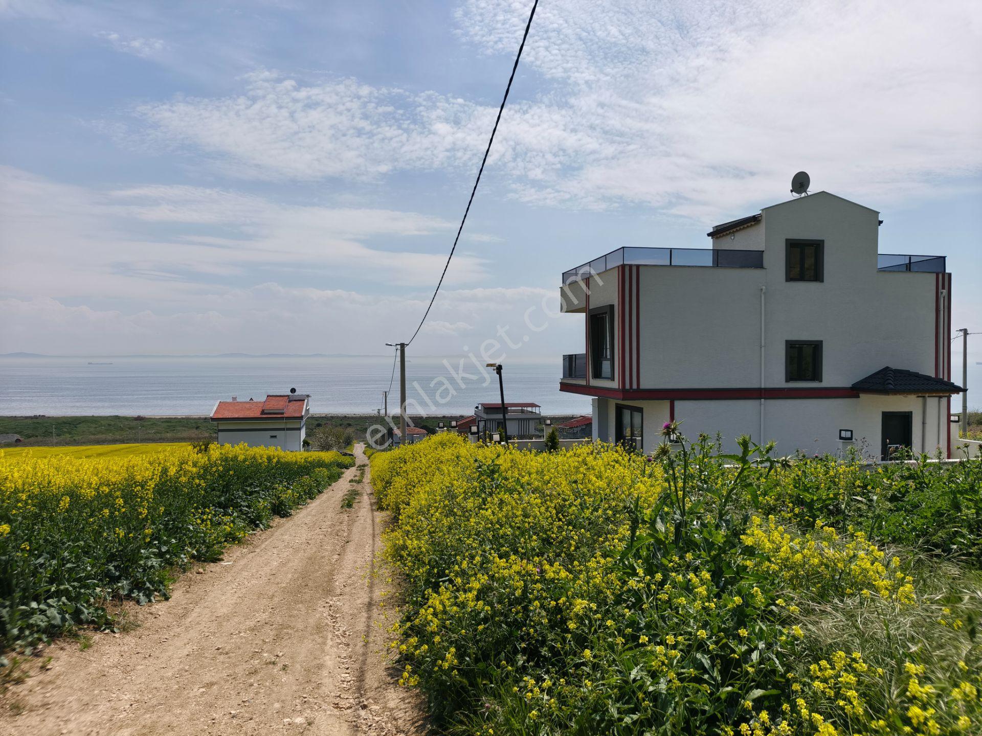 Bulut Yatırımdan 270 M² % 25 Villa İmarlı Deniz Manzaralı Köşe Parsel Arsa