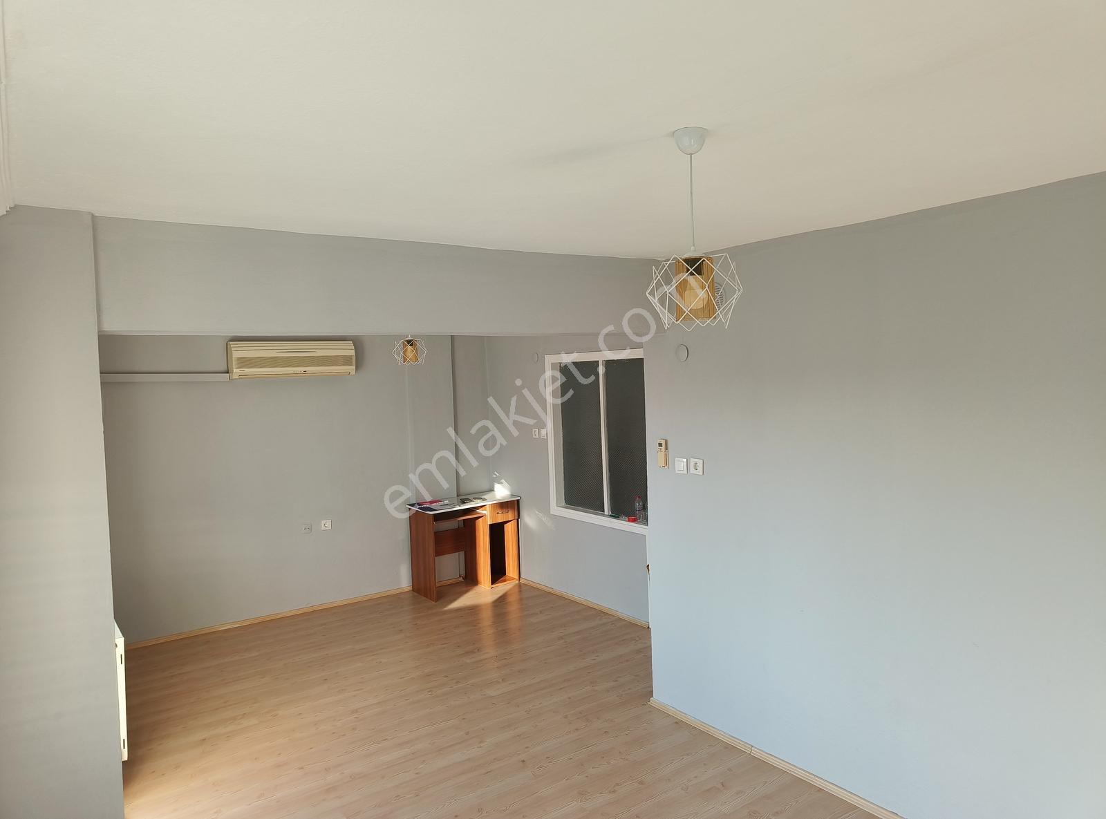 Buca Yaylacık Evka 1 Öğretmenler Sitesinde Kiralık 3+1 Daire - Görsel 3