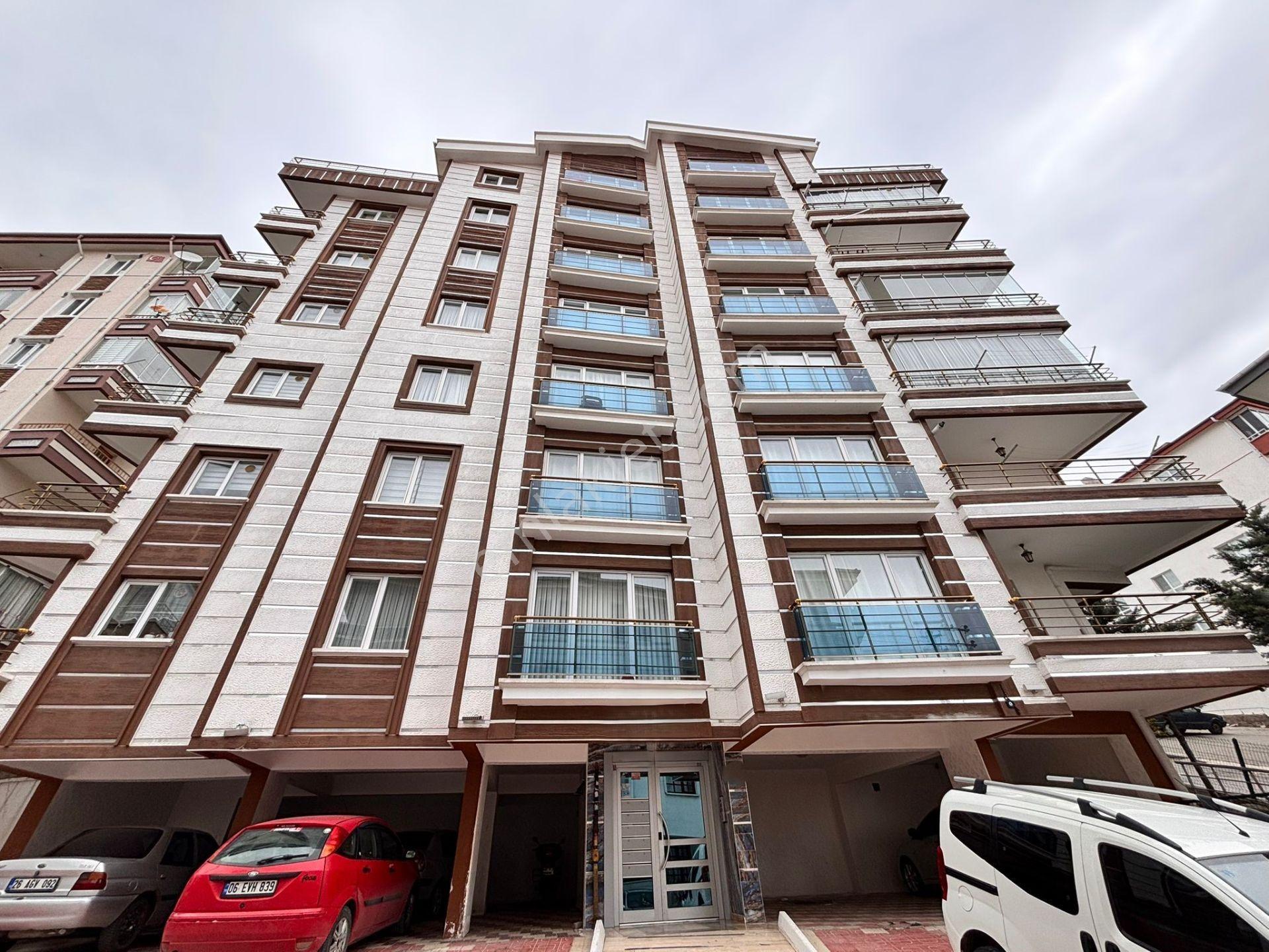 Şehit Kubilay Mah. Ankara Manzaralı 4. Kat Full Yapılı 3+1 Daire*** - Görsel 35