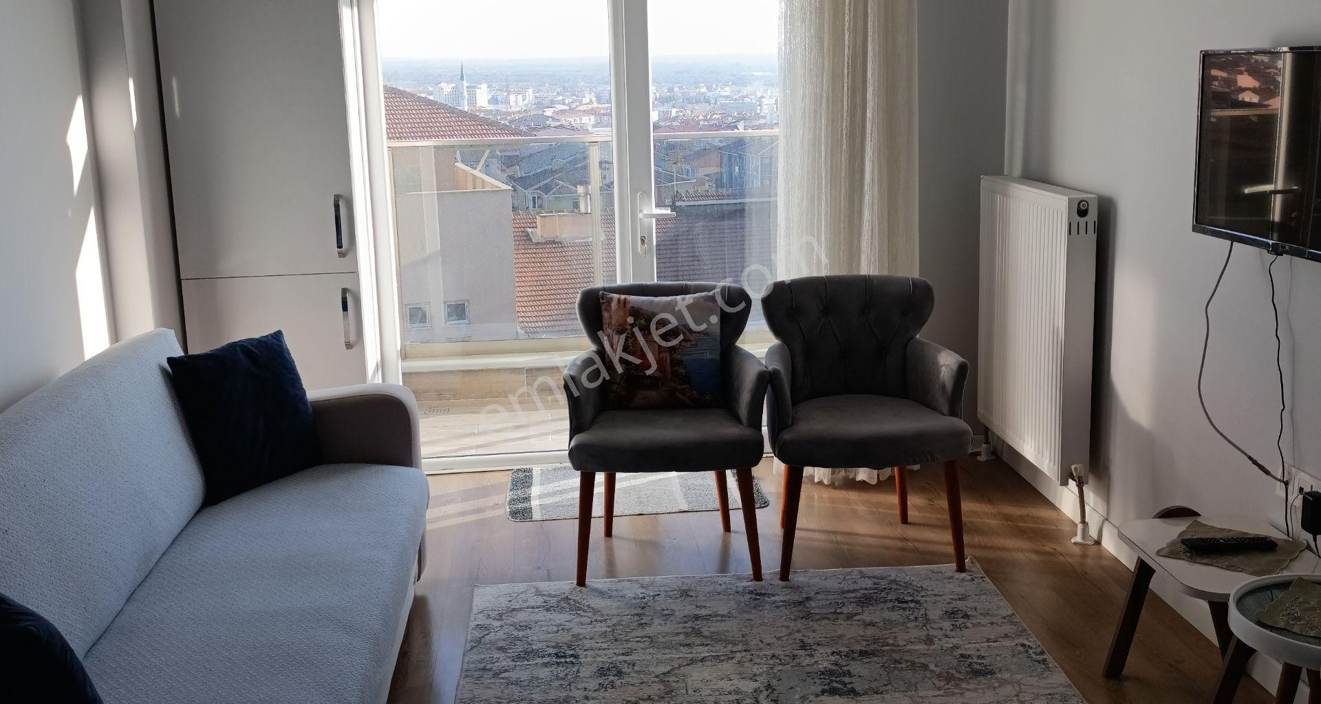 Edirne Life 3 Sitesinde Eşyalı 1+1 Daire - Görsel 3