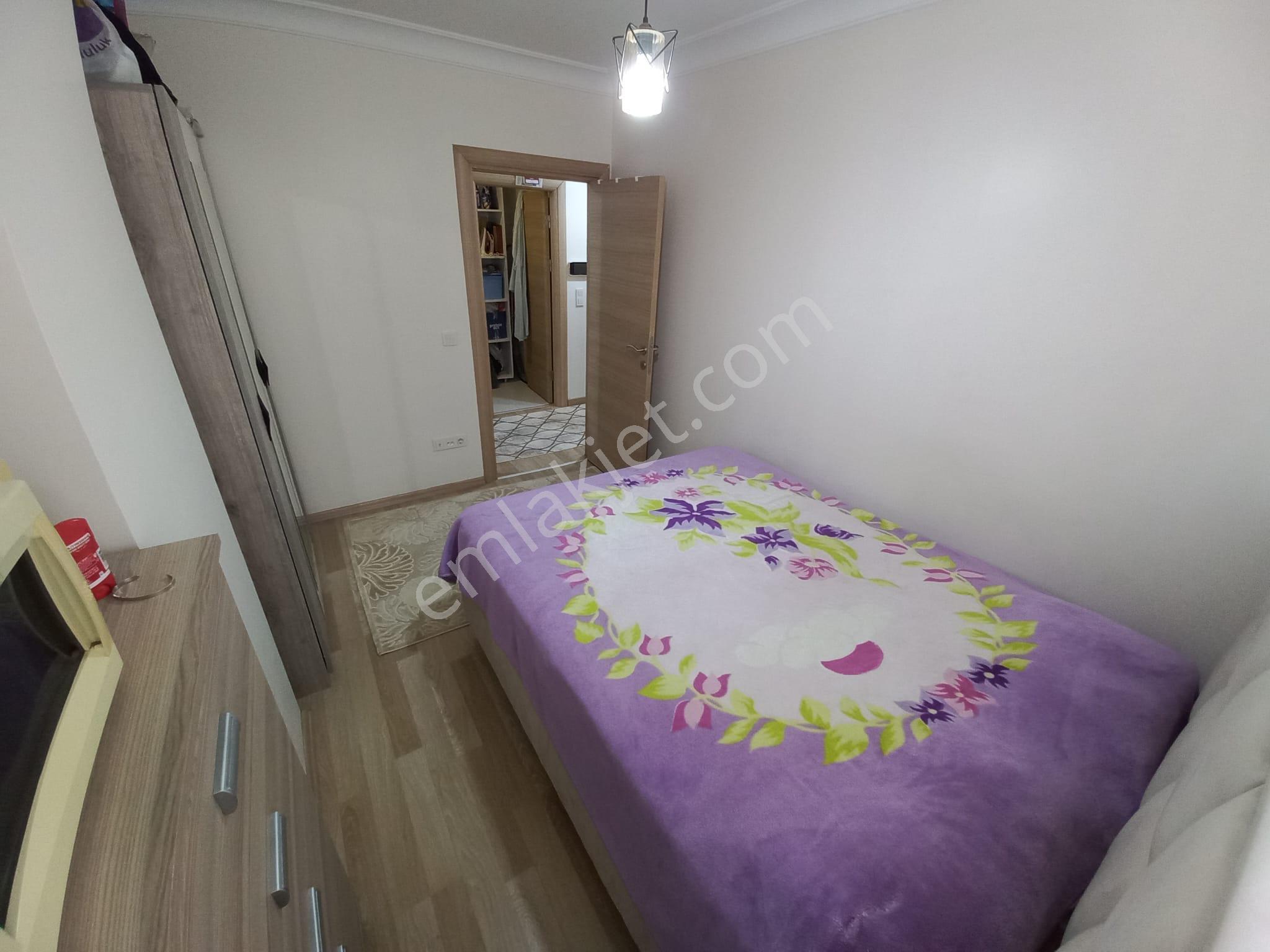 Maltepe Çarşı Merkezi Konumda Kapalı Otopark 3+1 İskanlı 120 M2 - Görsel 15