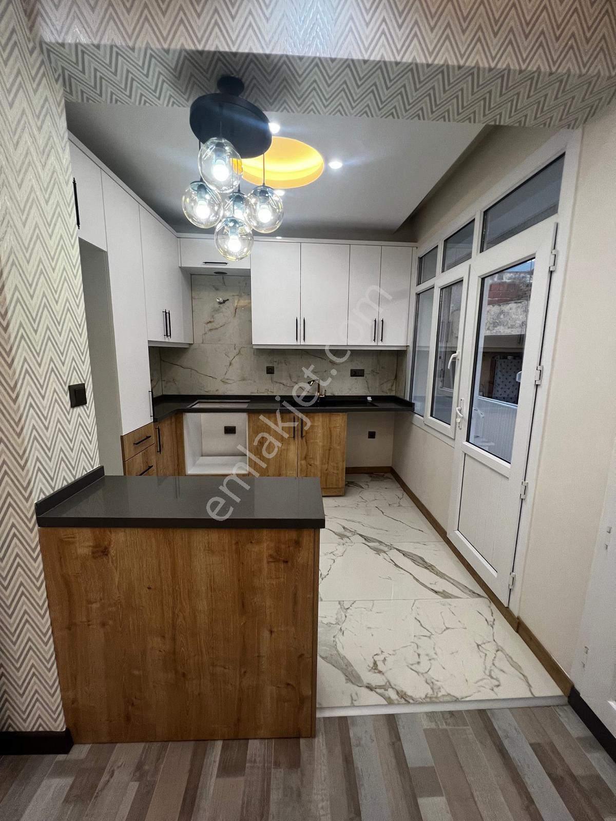 Akbay Gayrimenkul'den 3+1 Merkezi Konumda Kiralık Daire - Görsel 21
