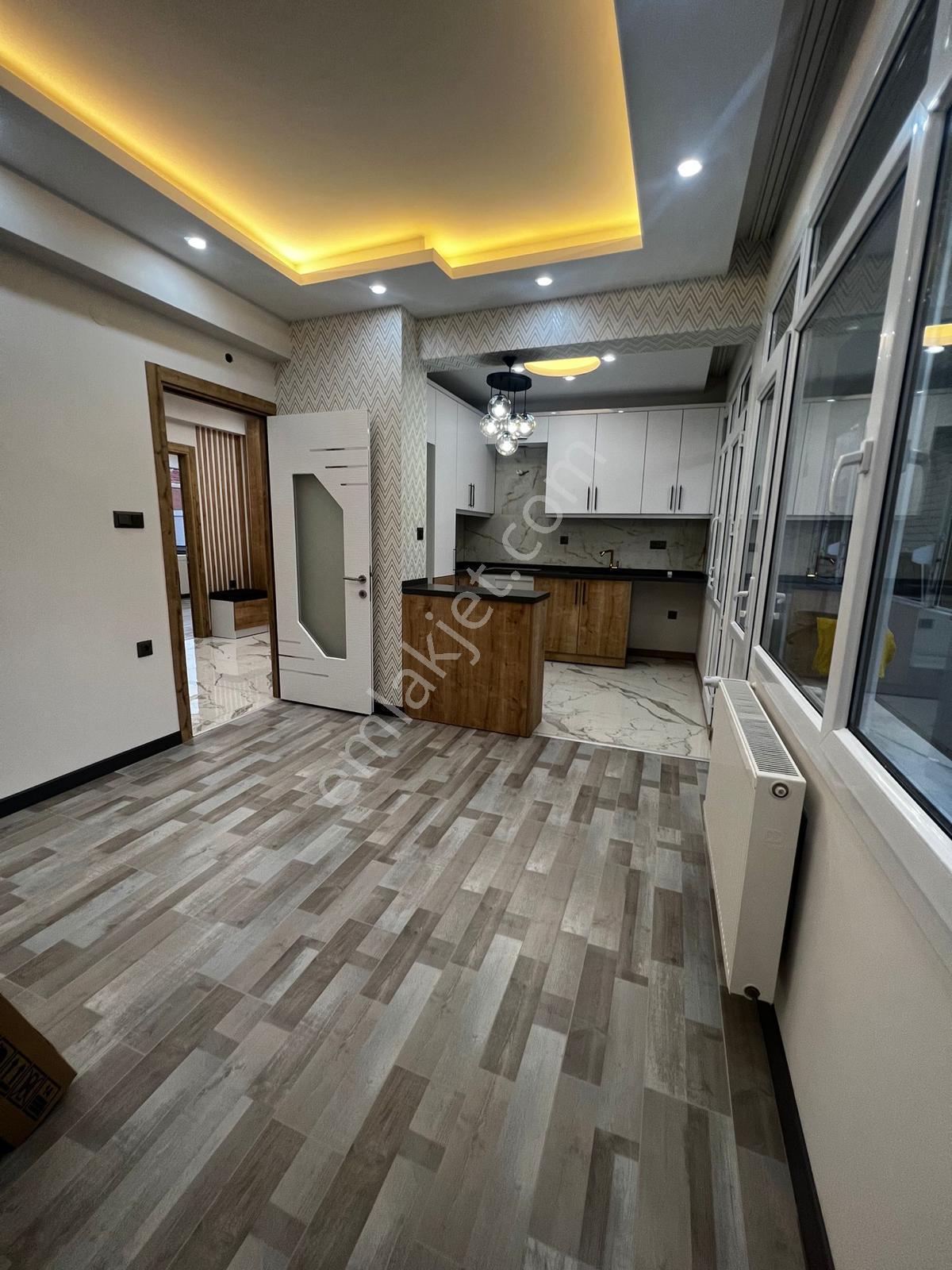 Akbay Gayrimenkul'den 3+1 Merkezi Konumda Kiralık Daire - Görsel 28