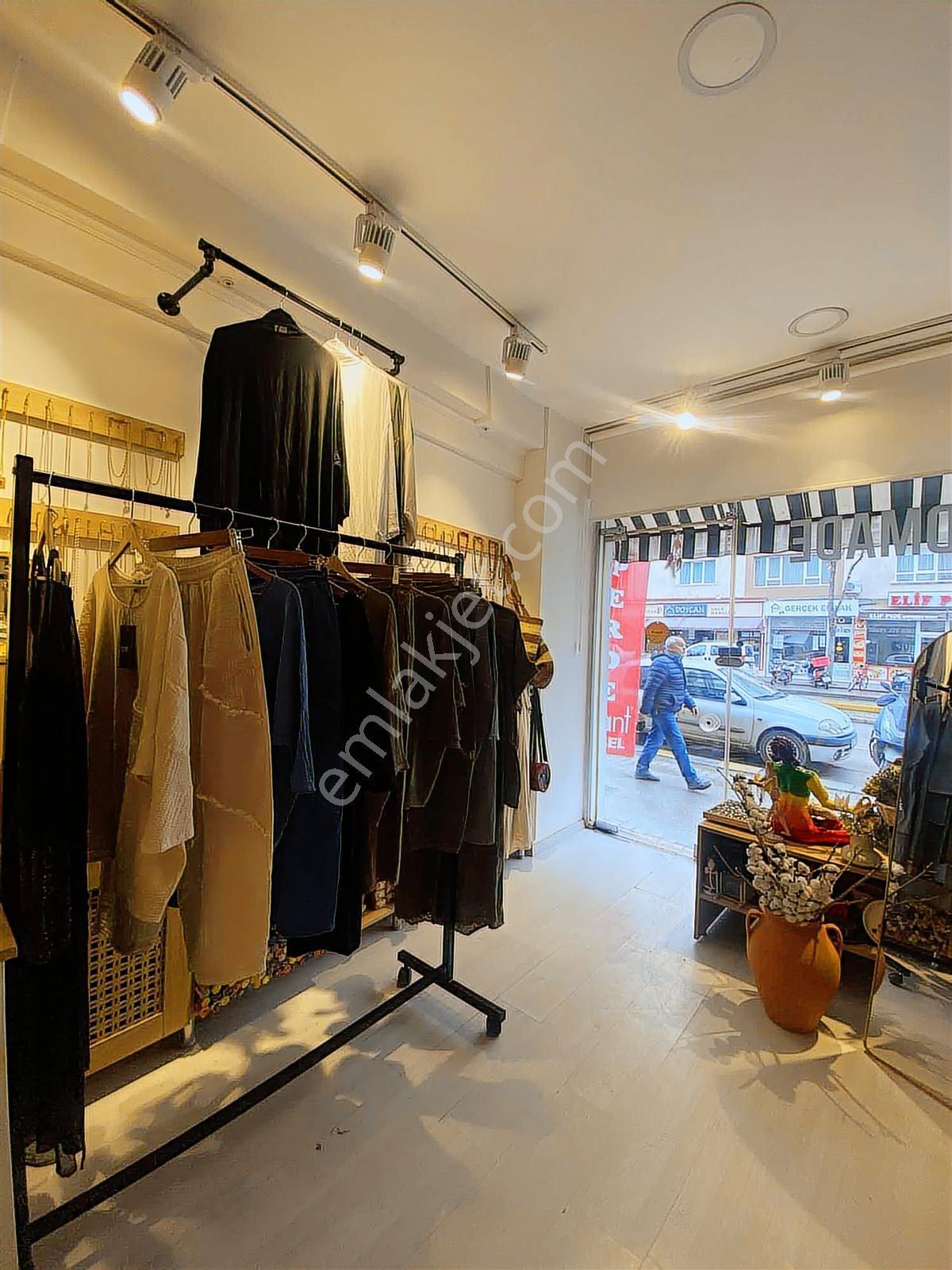 Mustafa Yılmaz'dan Devren Kiralık Butik&hediyelik Eşya Dükkanı - Görsel 13