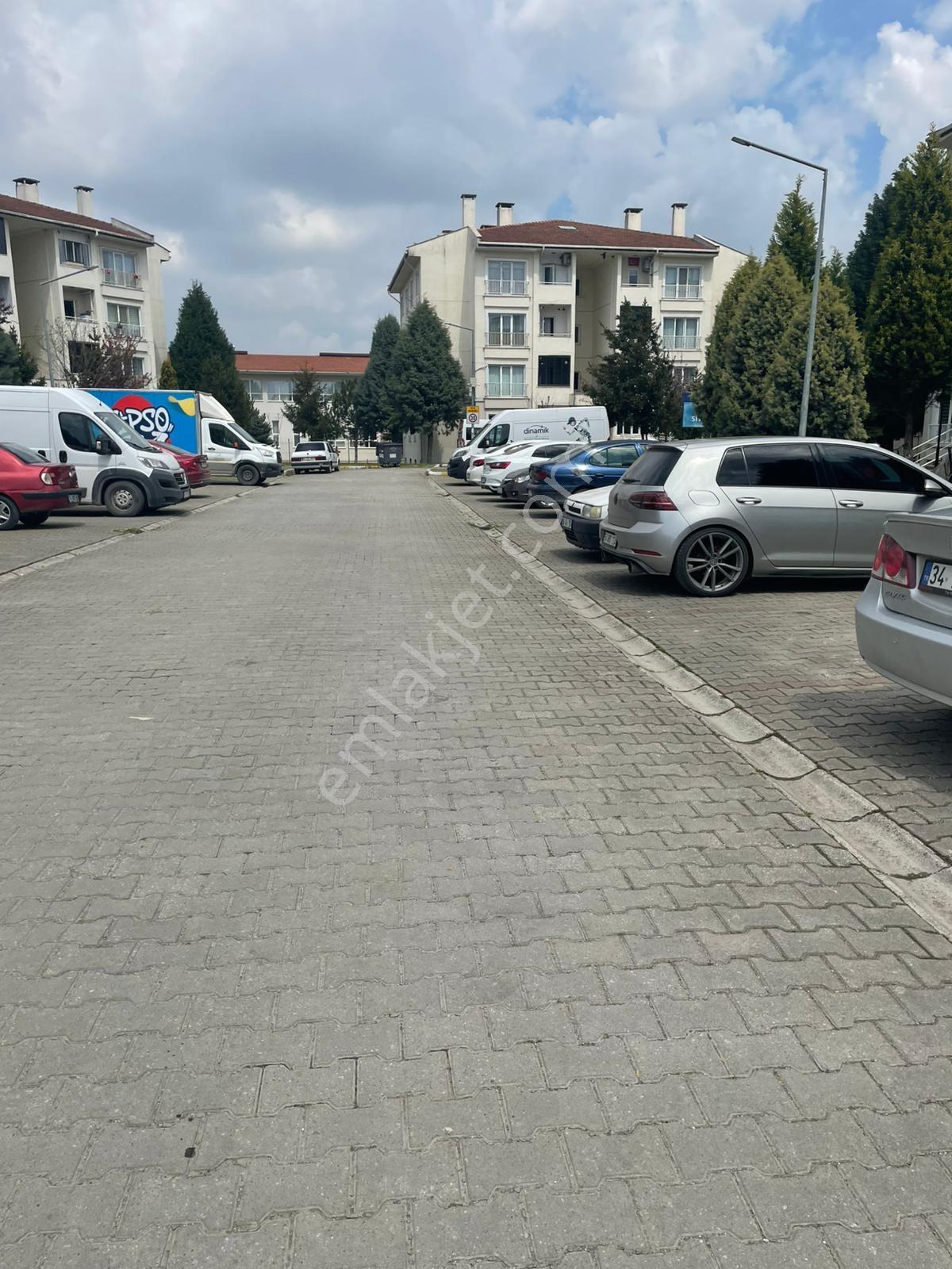 Re/max Ay 'dan Sakarya Akyazı Tokı Evlerınde Kıralık 2+1 Daıre - Görsel 7