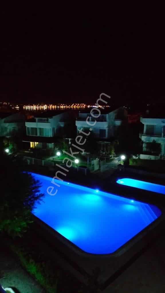 Denize Yürüyüş Mesafesinde Havuzlu Sitede Uygun Fiyatlı Villa ! - Görsel 23