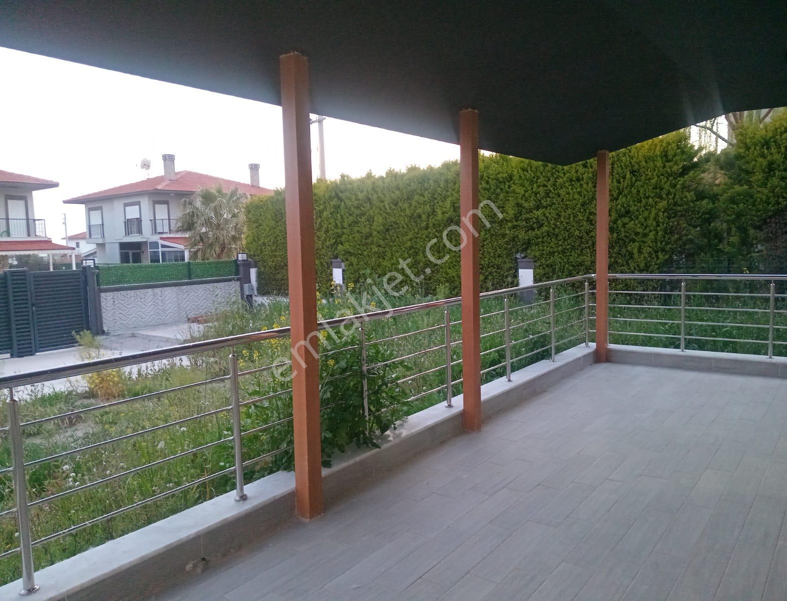 Foça Bağarasında 510 M² Arsa İçinde 4+1 Tam Müstakil Villa - Görsel 13