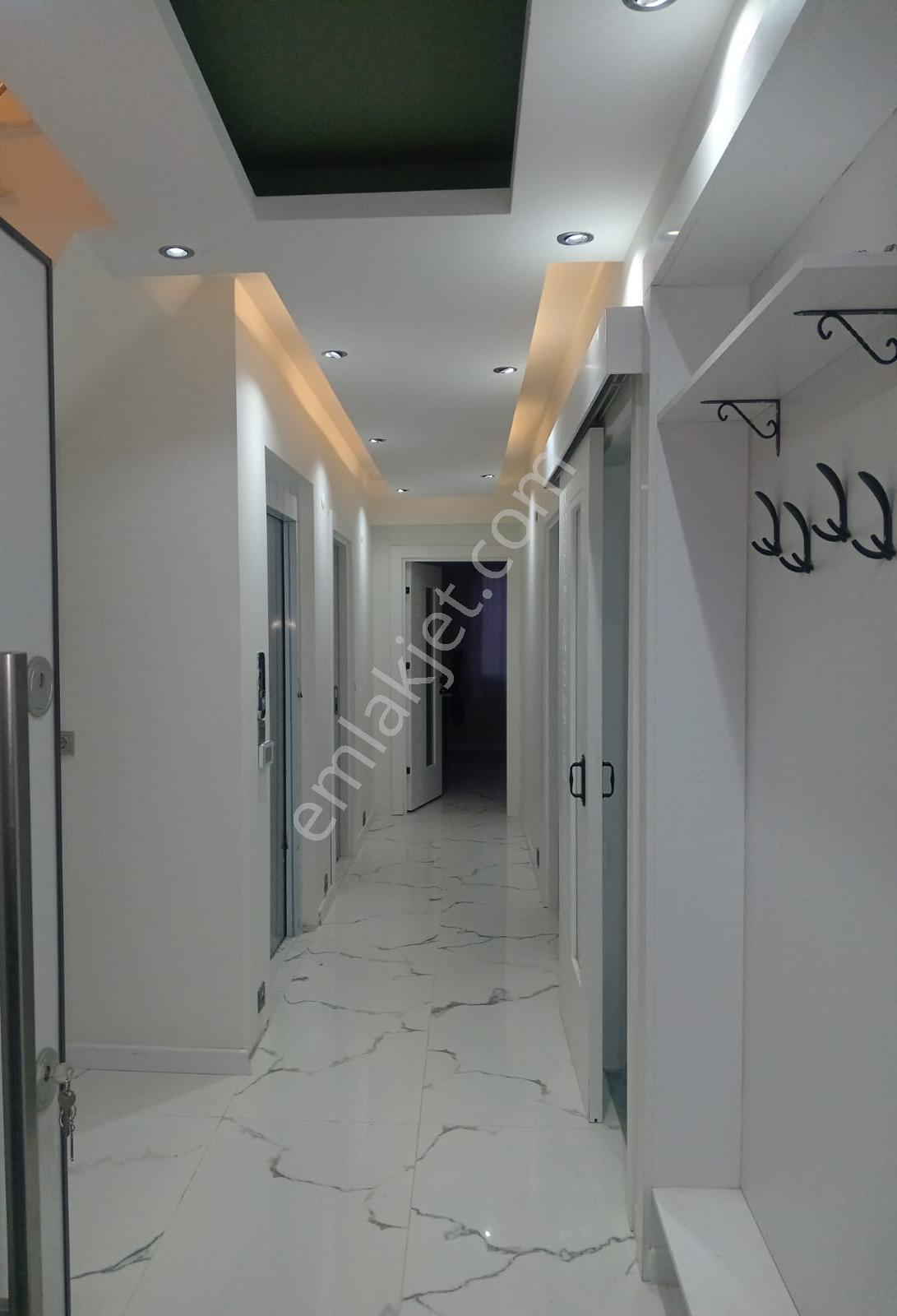 Foça Bağarasında 510 M² Arsa İçinde 4+1 Tam Müstakil Villa - Görsel 8