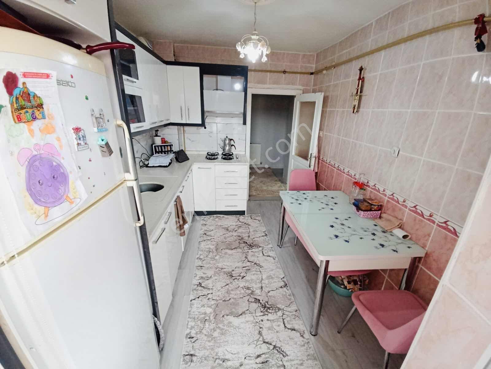 ▄akdağ'dan▄sağduyu Caddesi Üzerinde Ön Cephe 3+1 Katta Daire - Görsel 15
