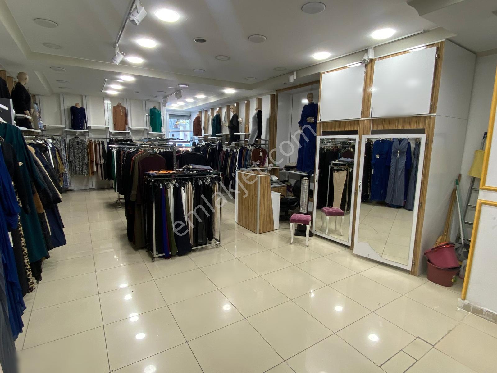 Keçiören Aktepe'de Cadde Üzeri 60m² Kiracılı Satılık Dükkan - Görsel 6
