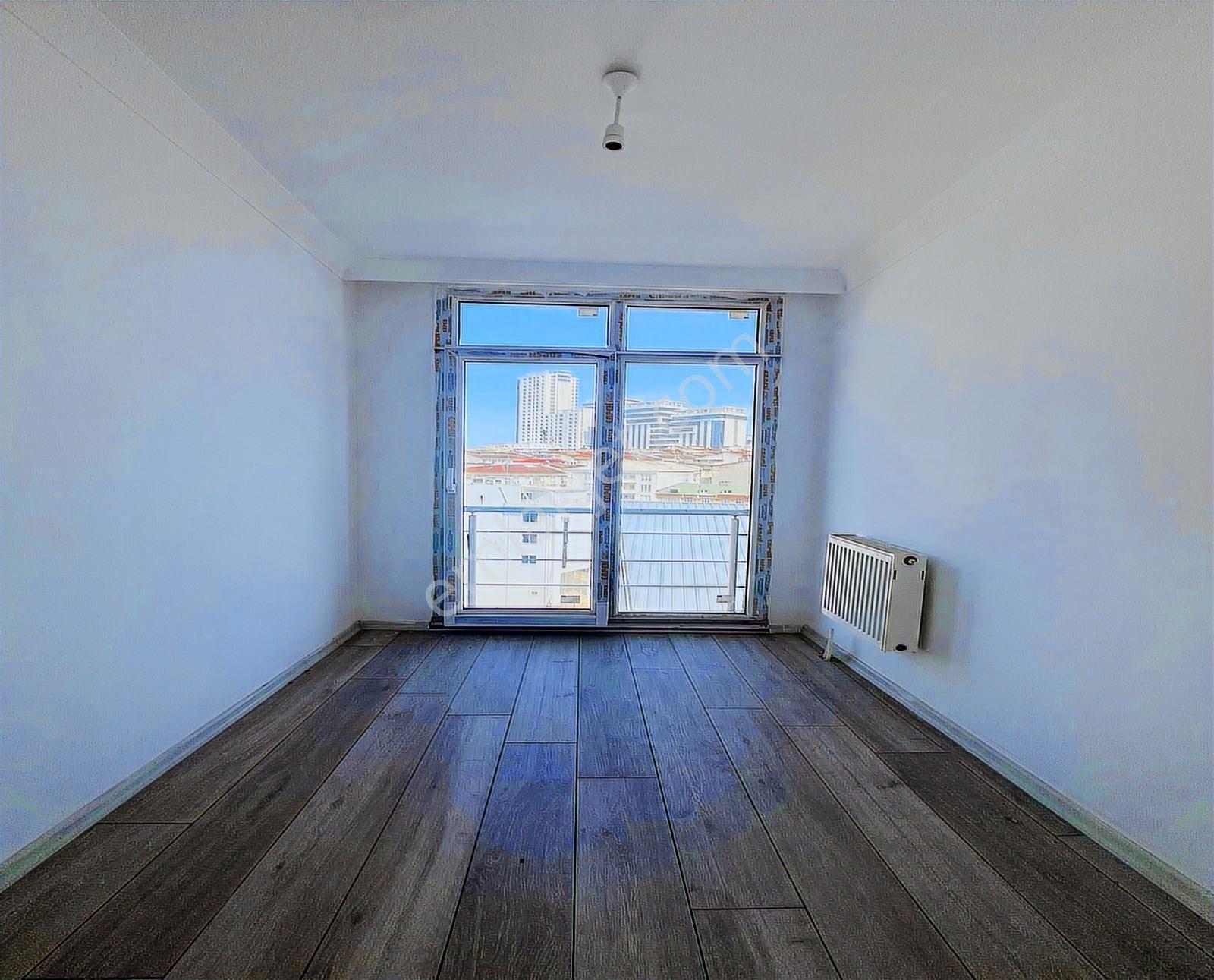 Haramidere Metrobüsüne Yakın Site İçinde Havuzlu Otoparklı Daire - Görsel 13