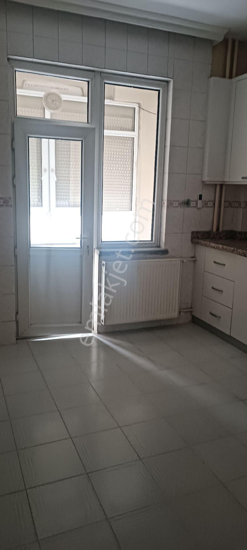 Güven Emlak Güvencesile Kiralık 3+1daire - Görsel 6