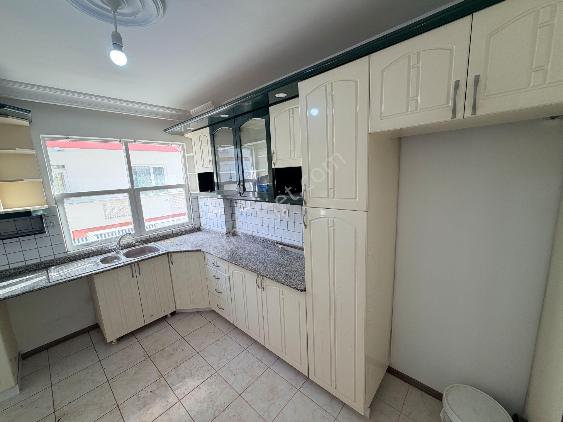 Emlakparktan Saray Mahallesi Hal Kavşağında Düzayak Kiralık 4+1 - Görsel 13