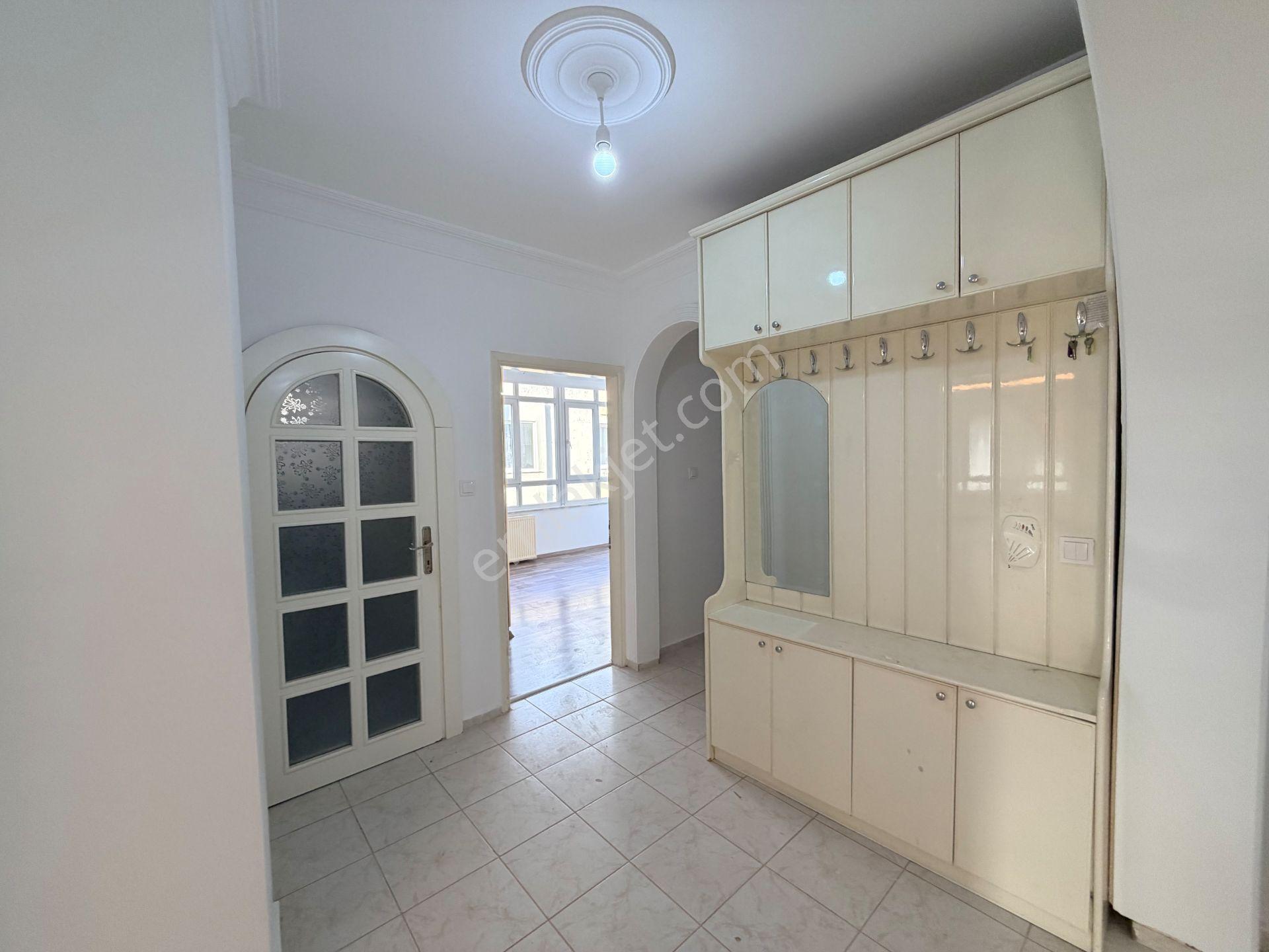 Emlakparktan Saray Mahallesi Hal Kavşağında Düzayak Kiralık 4+1 - Görsel 31