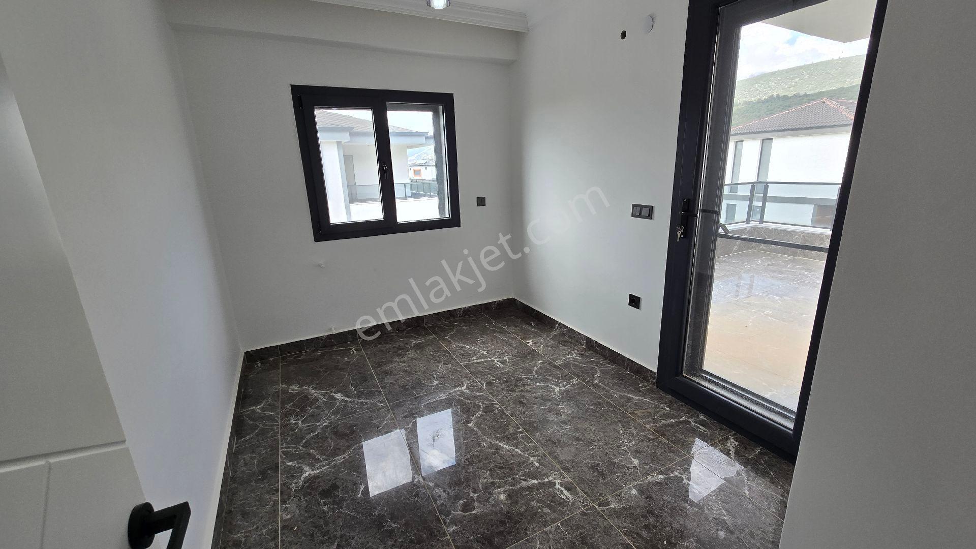 Didim Akbük'de 325 M2 Arsa İçerisinde 4+1 Müstakil - Görsel 23