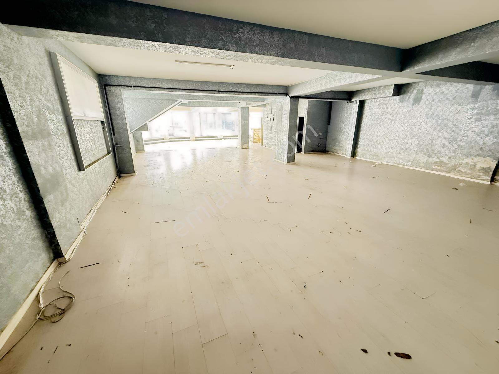 Tek Doğan'dan Kiralık Giriş Dükkan 200m2 Tek Taban - Görsel 8