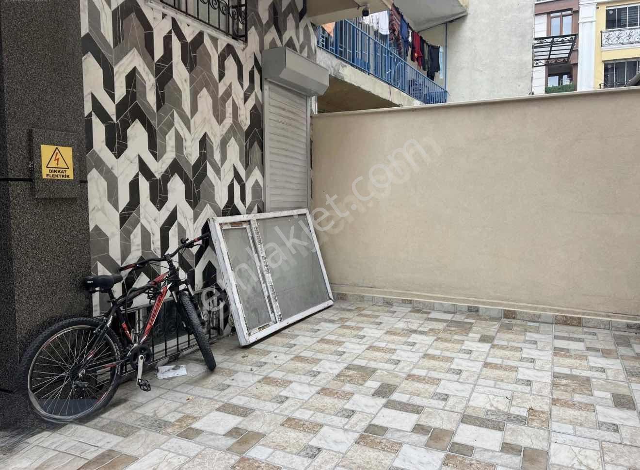 Tek Doğan'dan Veliefendide Satılık 5 Yıllık 2 Katlı Dükkan 140m2 - Görsel 11