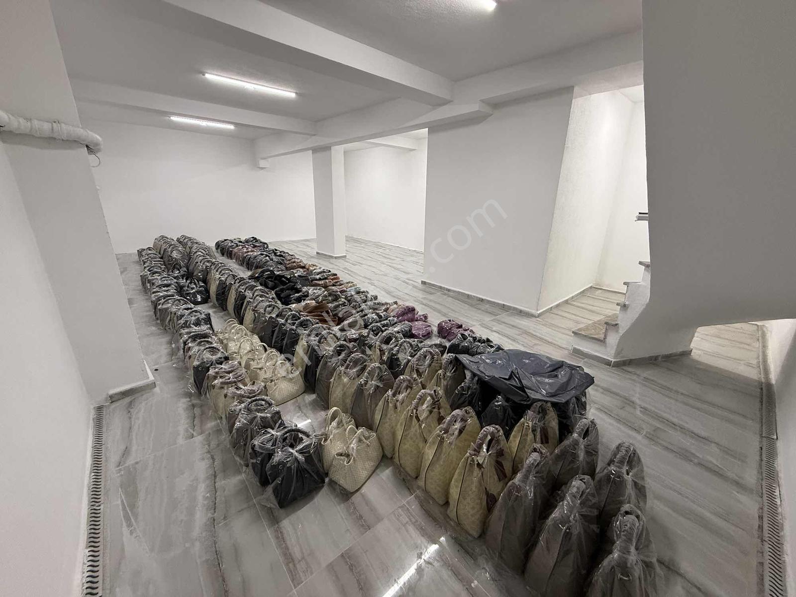 Tek Doğan'dan Veliefendide Satılık 2 Katlı Dükkan 130m2 - Görsel 9