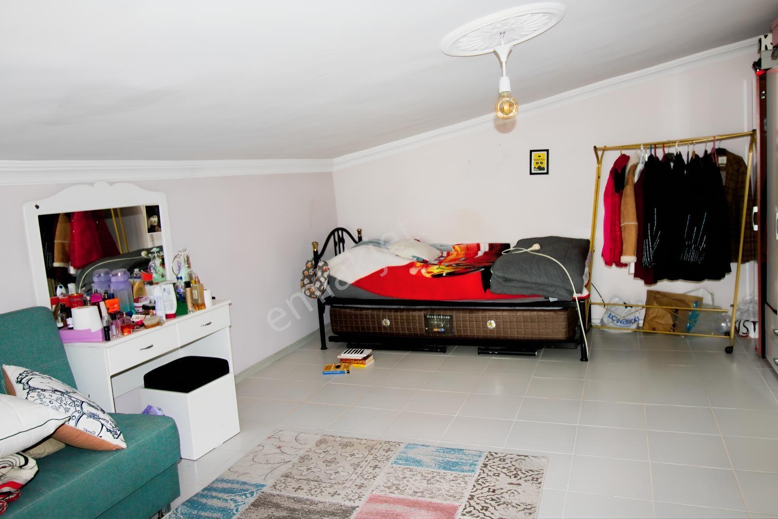 Kuva-i Milliye'de Müstakil 5+1 Lüks Site İçi Tripleks Villa - Görsel 14