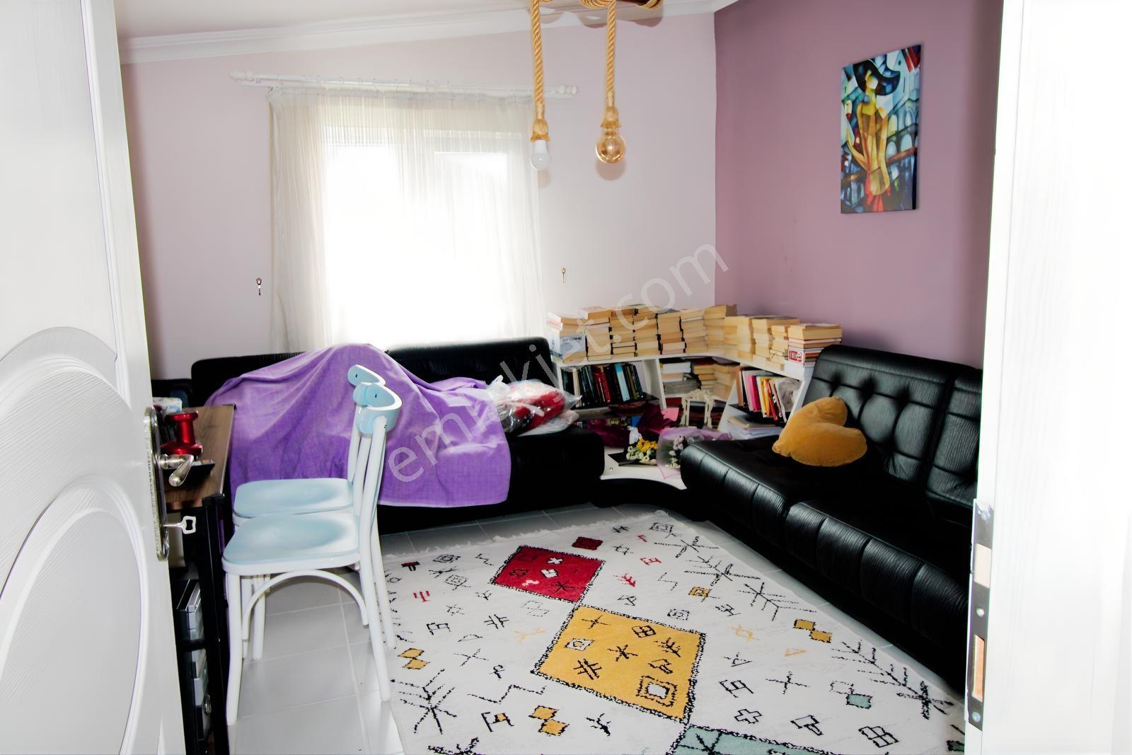 Kuva-i Milliye'de Müstakil 5+1 Lüks Site İçi Tripleks Villa - Görsel 17