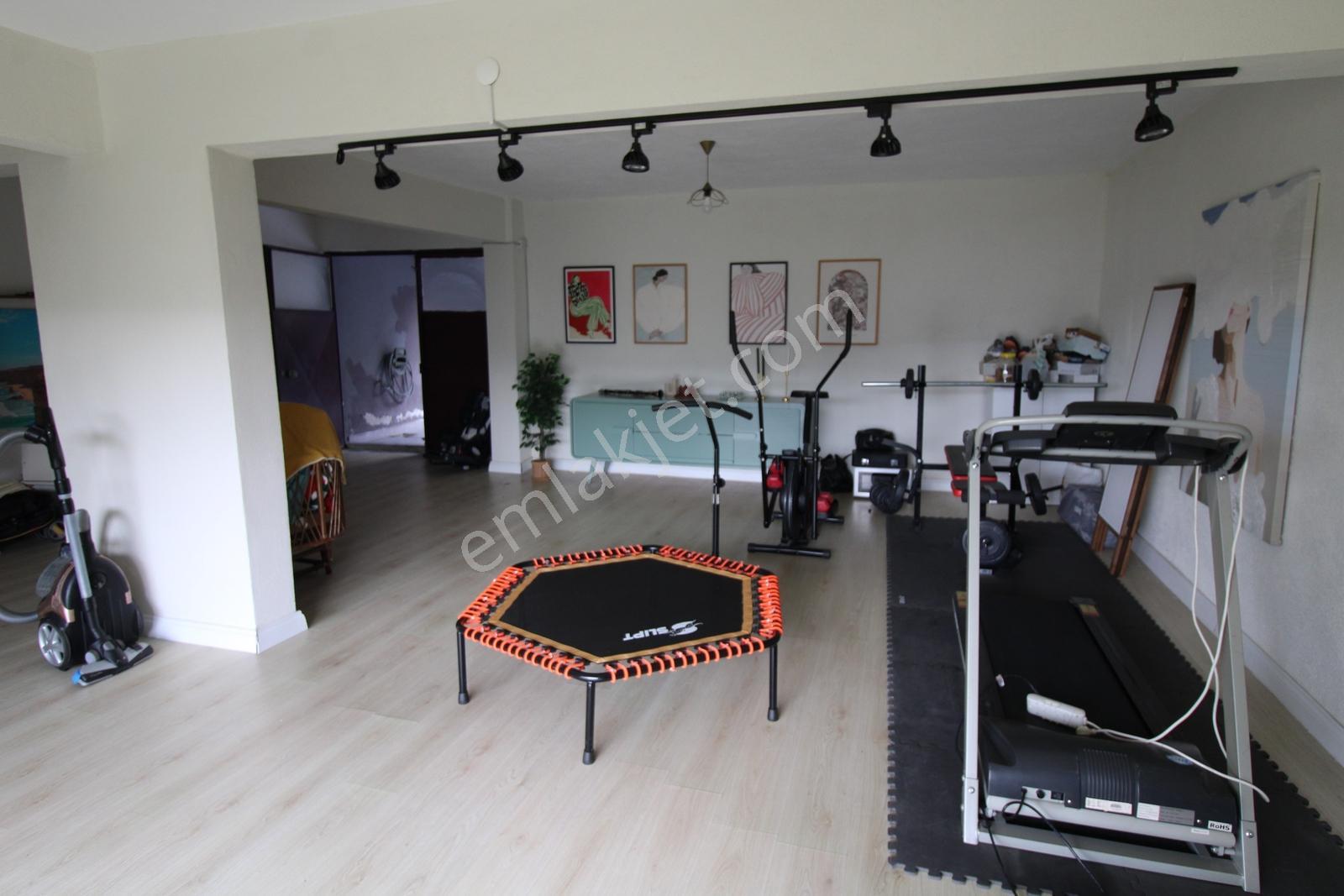 Kuva-i Milliye'de Müstakil 5+1 Lüks Site İçi Tripleks Villa - Görsel 6