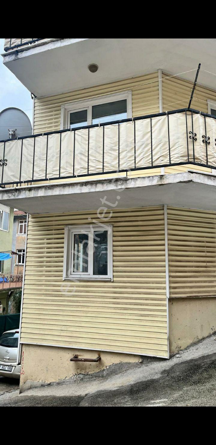 Kocaeli İzmit Merkezde 3+1 Bahçe Dubleksi 25000 Tl