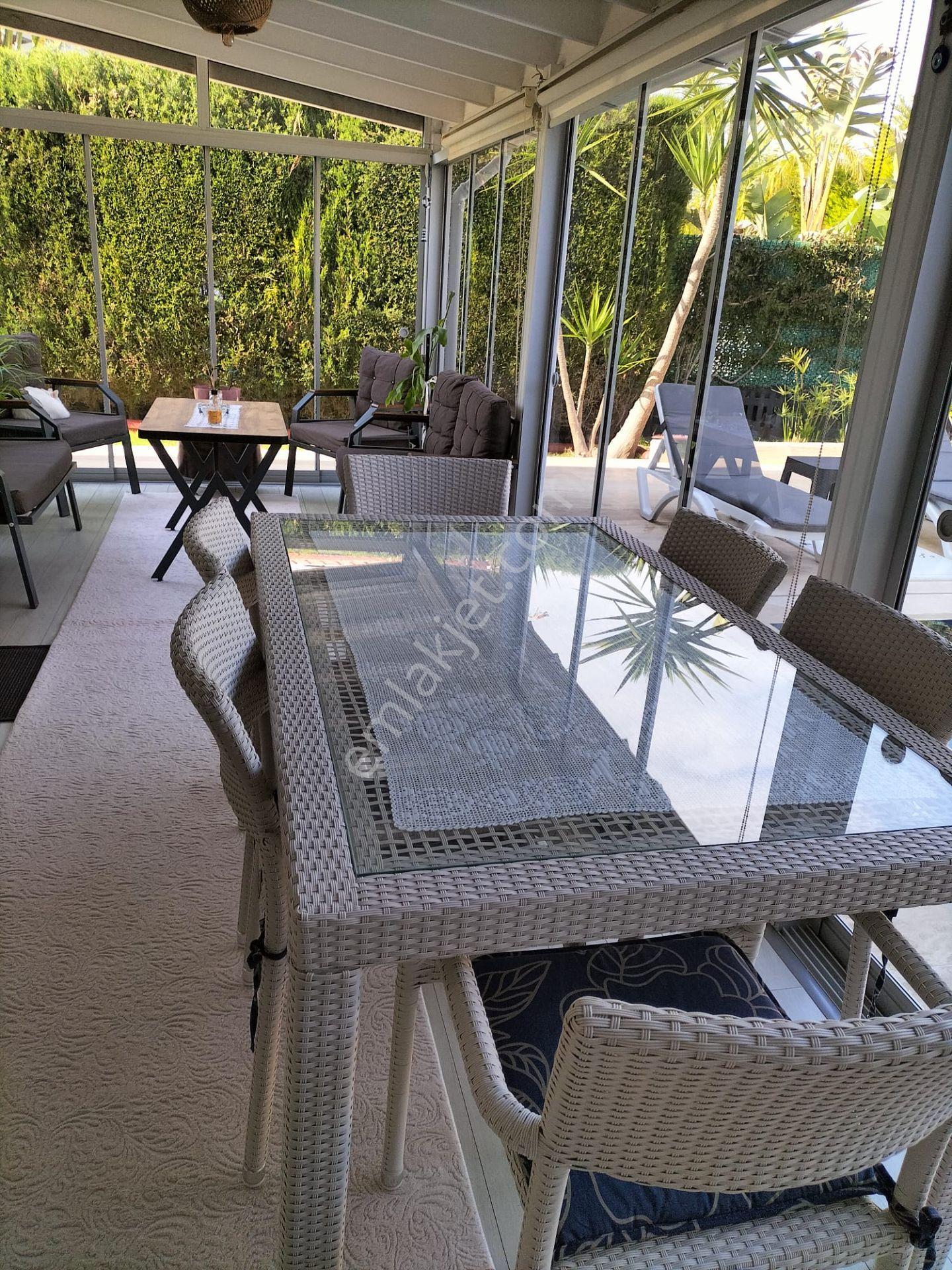 Alaçatı'da Kiralık Müstakil Havuzlu Villa - Görsel 18
