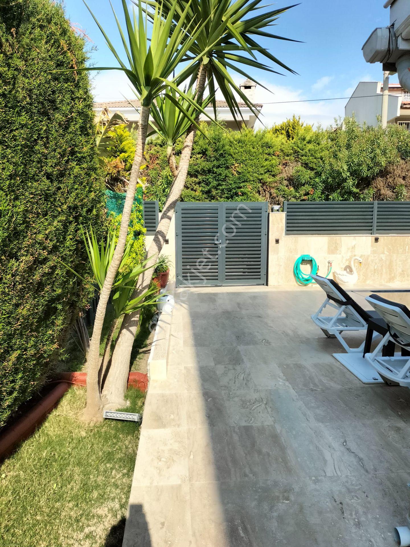 Alaçatı'da Kiralık Müstakil Havuzlu Villa - Görsel 25