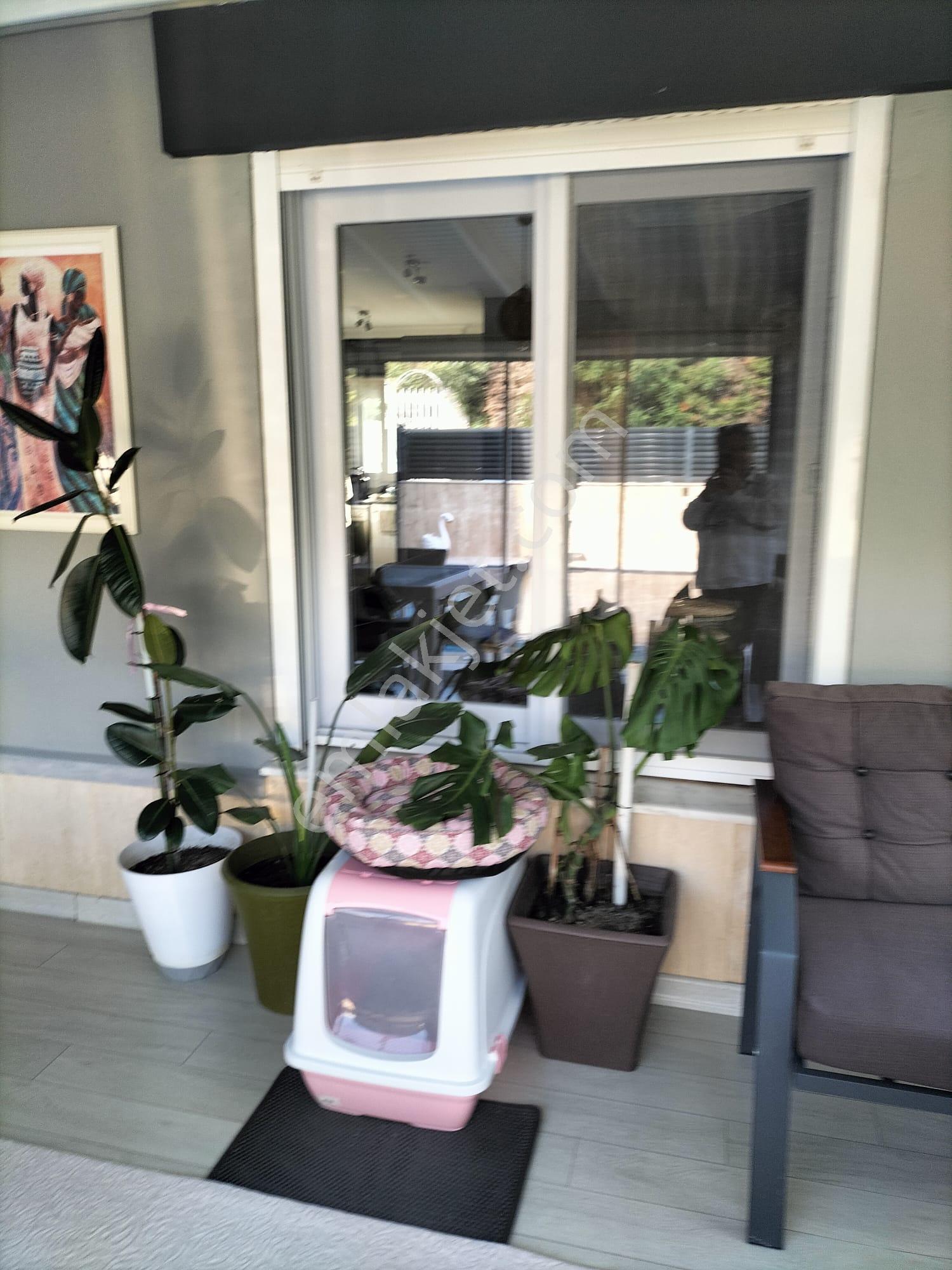 Alaçatı'da Kiralık Müstakil Havuzlu Villa - Görsel 21