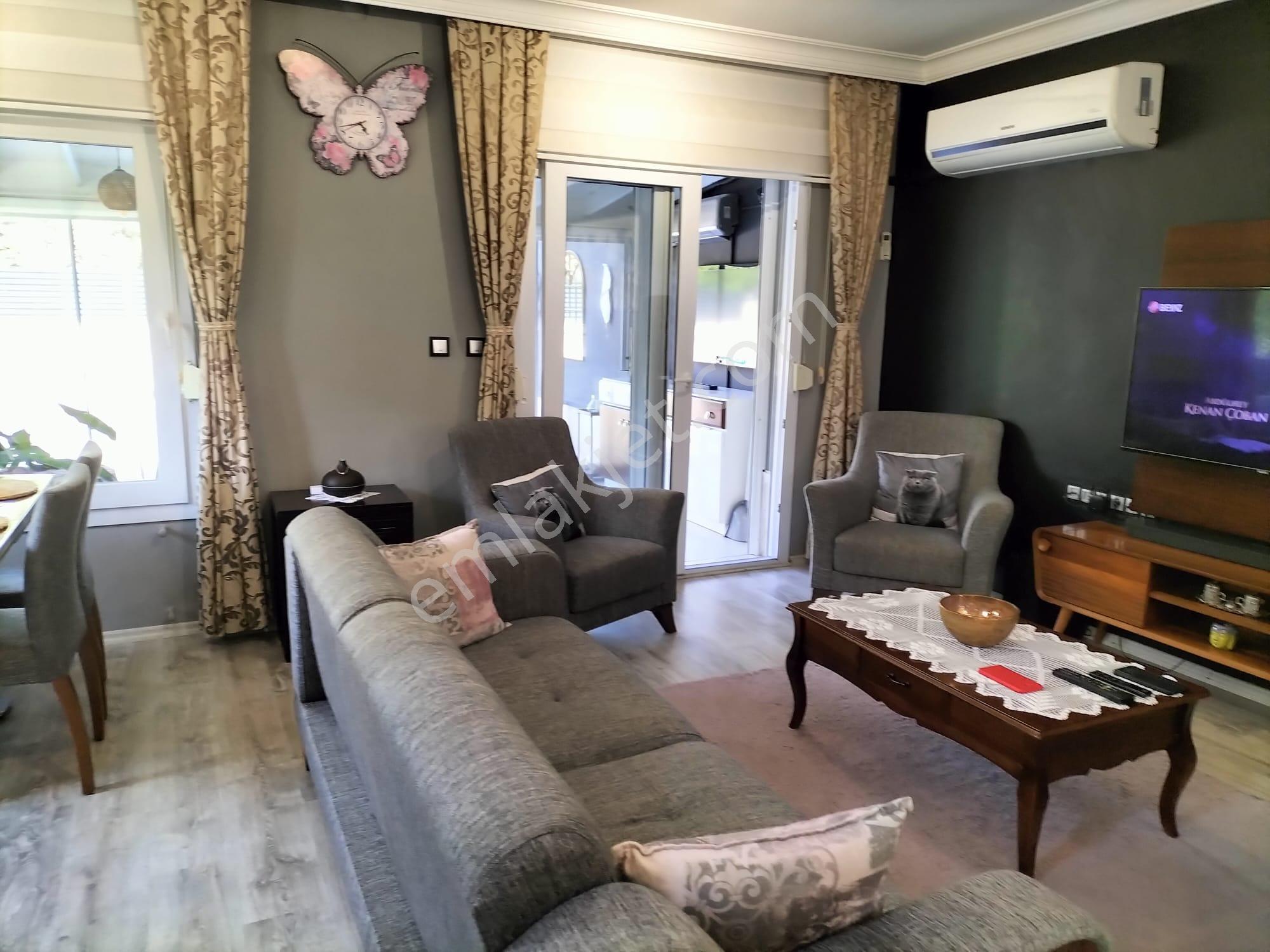 Alaçatı'da Kiralık Müstakil Havuzlu Villa - Görsel 4