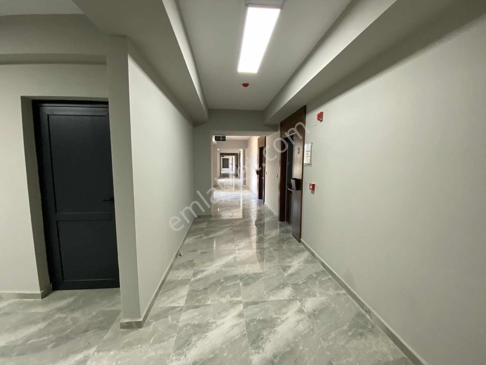 Sv Den Merkezi Konumda Heryere Yakın Ofis - Görsel 10