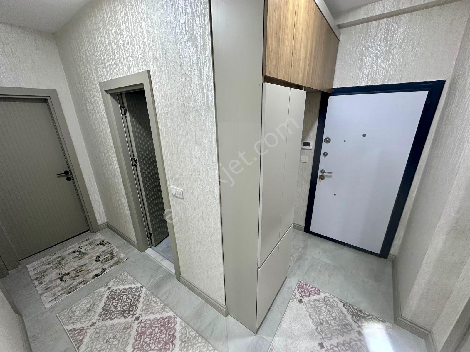 Komple Eşyaları İle Birlikte Lüks 2+1 Geniş - Görsel 2