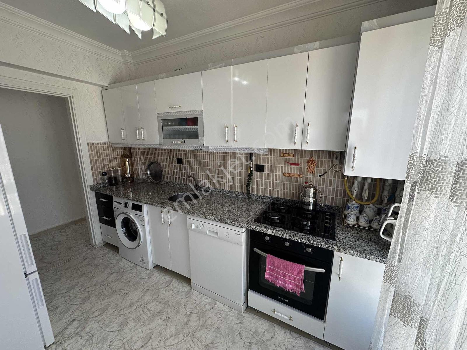 Kareden Seyrantepe Merkezi Lokasyonda Satılık Bakımlı 2+1 Daire - Görsel 9