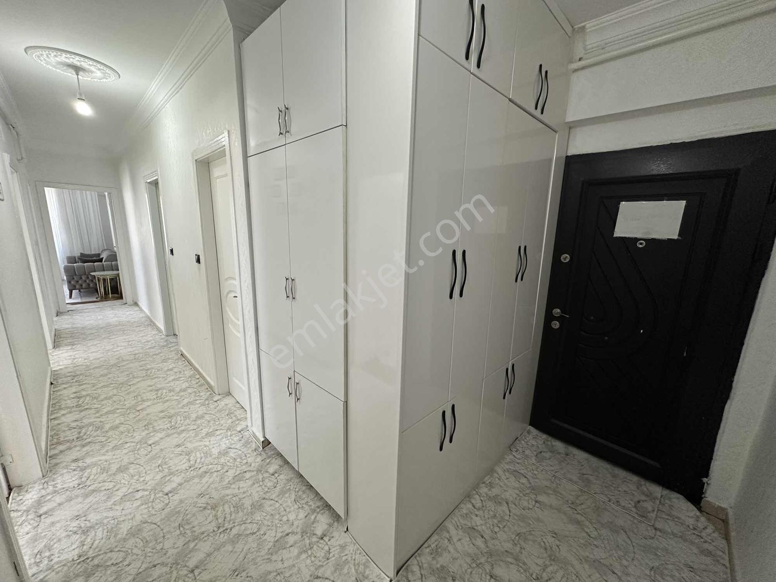 Kareden Seyrantepe Merkezi Lokasyonda Satılık Bakımlı 2+1 Daire - Görsel 2