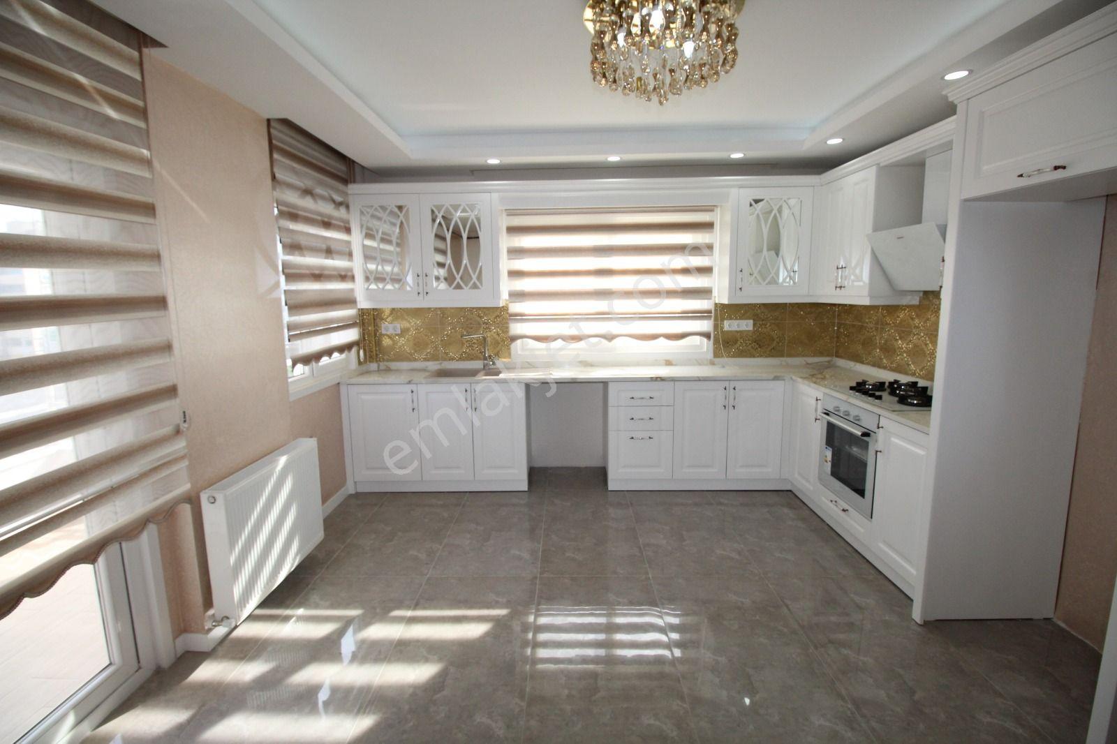 İdol'den Yenişehir'de Sayapark Civarı Full Yapılı Bağımsız Mutfak 4+1 - Görsel 8