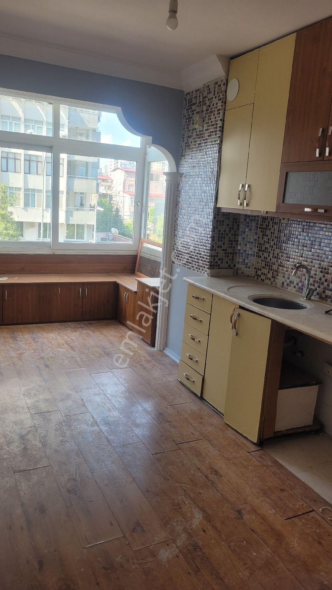 Adana Mahfesığmaz Mahallesi 3 Oda 1 Salon Kombili Kiralık Bulvar Üzeri Daire - Görsel 26