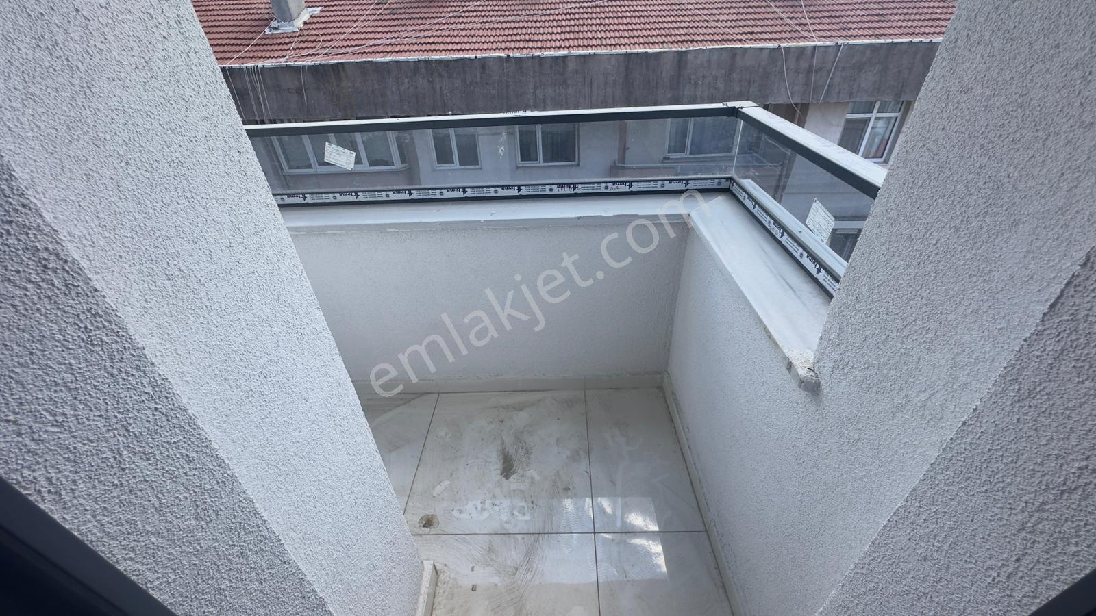 Başokur'dan Bahçelievler Siyavuşpaşa Mh. Yeni Binada 3+1 Satılık - Görsel 11