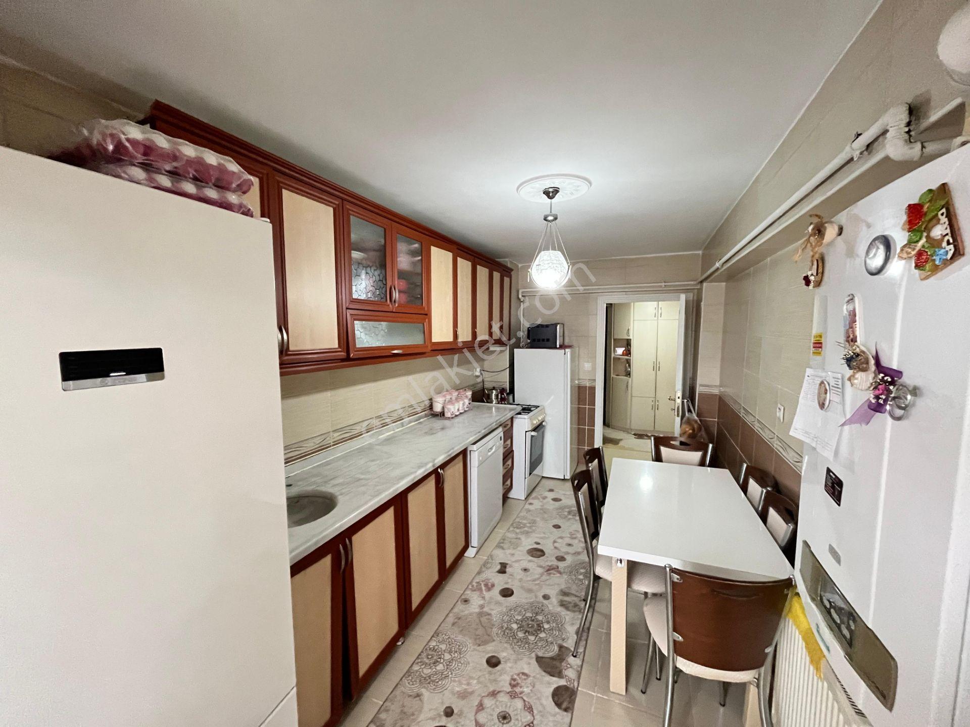 Kent'ten Bahçelerüstün'de Şehir Manzaralı Full Yapılı 3+1 Daire***