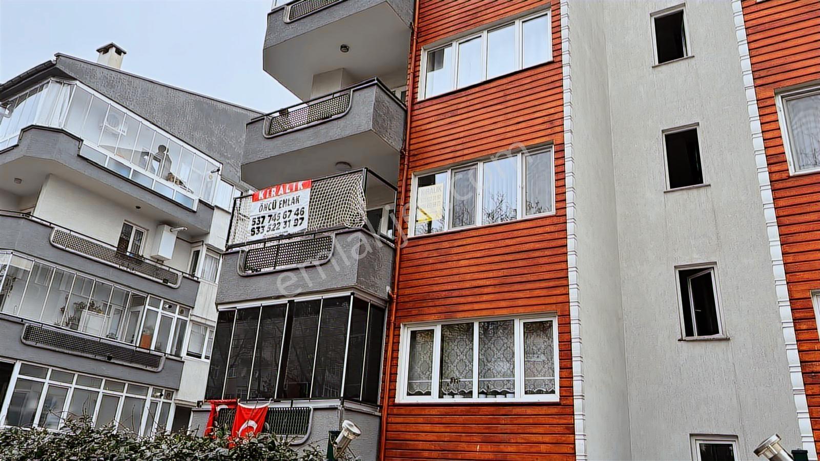 Beşevler Mahallesinde Arakat İçi Yenilenmiş 3+1 Daire - Görsel 11