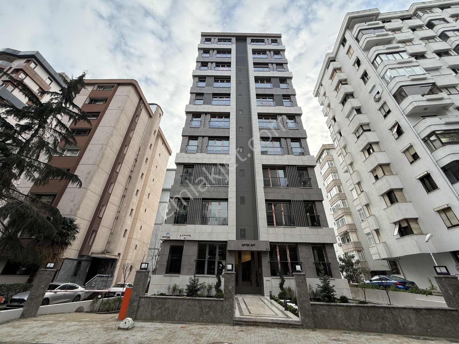 Erenköyde Giriş Kat, Yeni Binada Ofise Uygun 2+1 Fırsat - Görsel 26