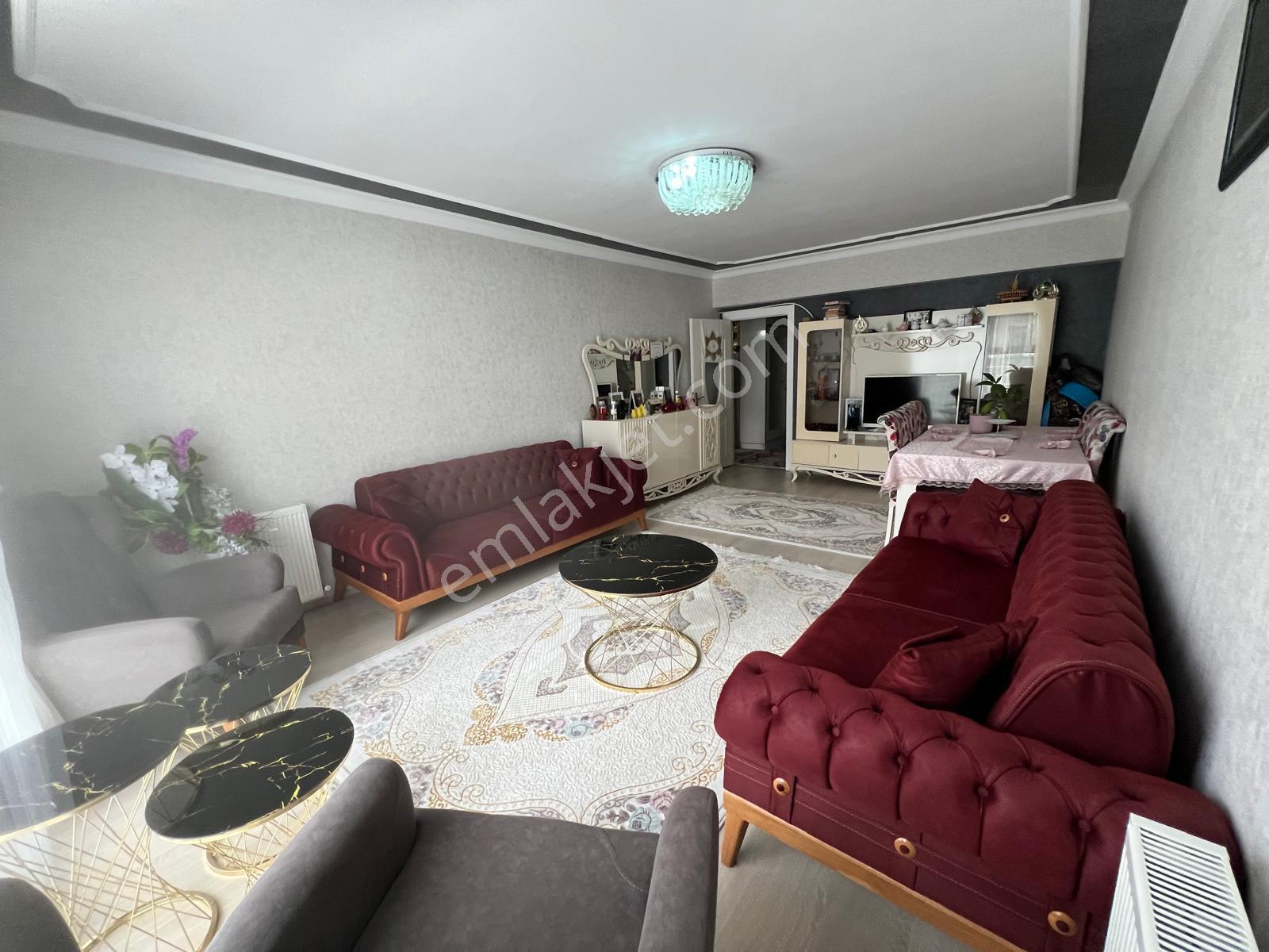 Baglum Hisarda Yapılı Katta Asansörlü 3+1 Satılık - Görsel 2