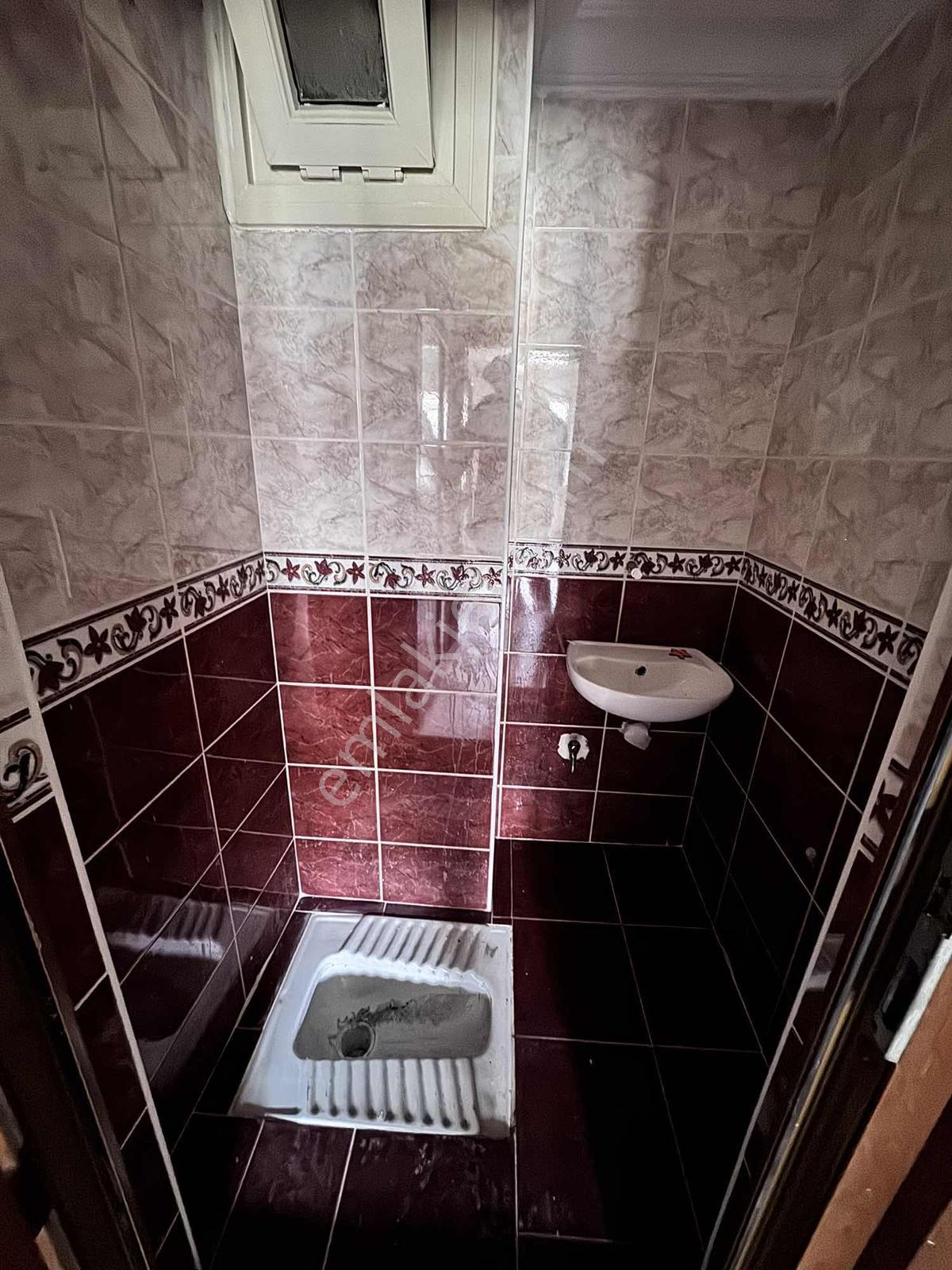 Ümraniye Çakmakta Metroya Komşu Kiralık 3+1 Ara Kat Daire - Görsel 9