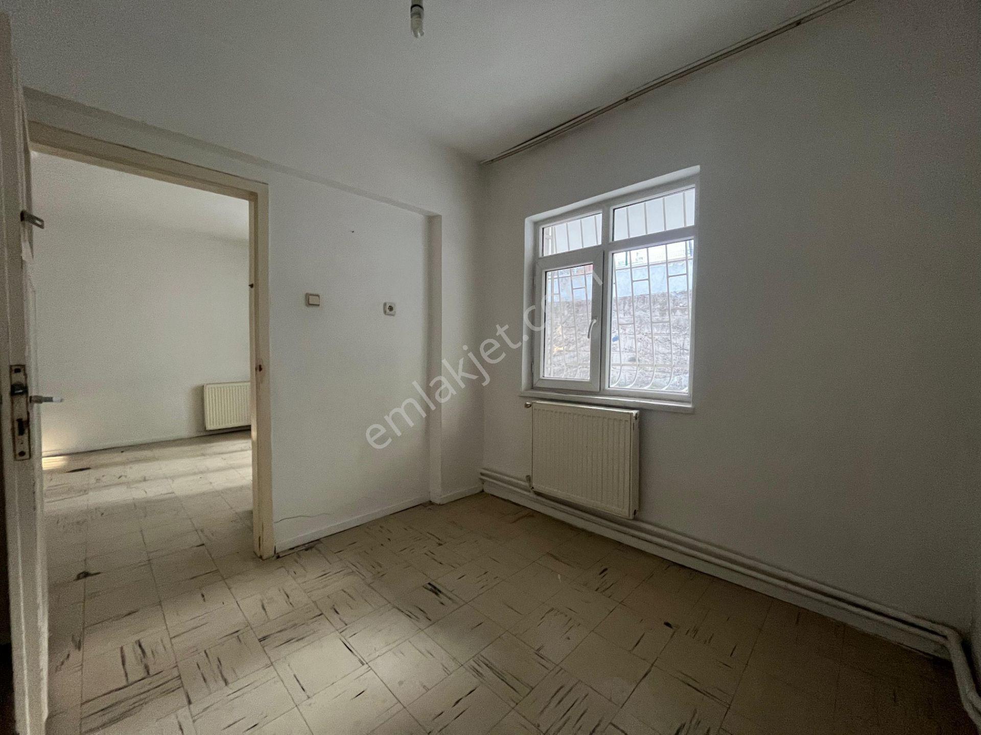 Tuzluçayır Göbekte Düz Giriş 3+1 100 M² Cadde Yakını Daire - Görsel 12