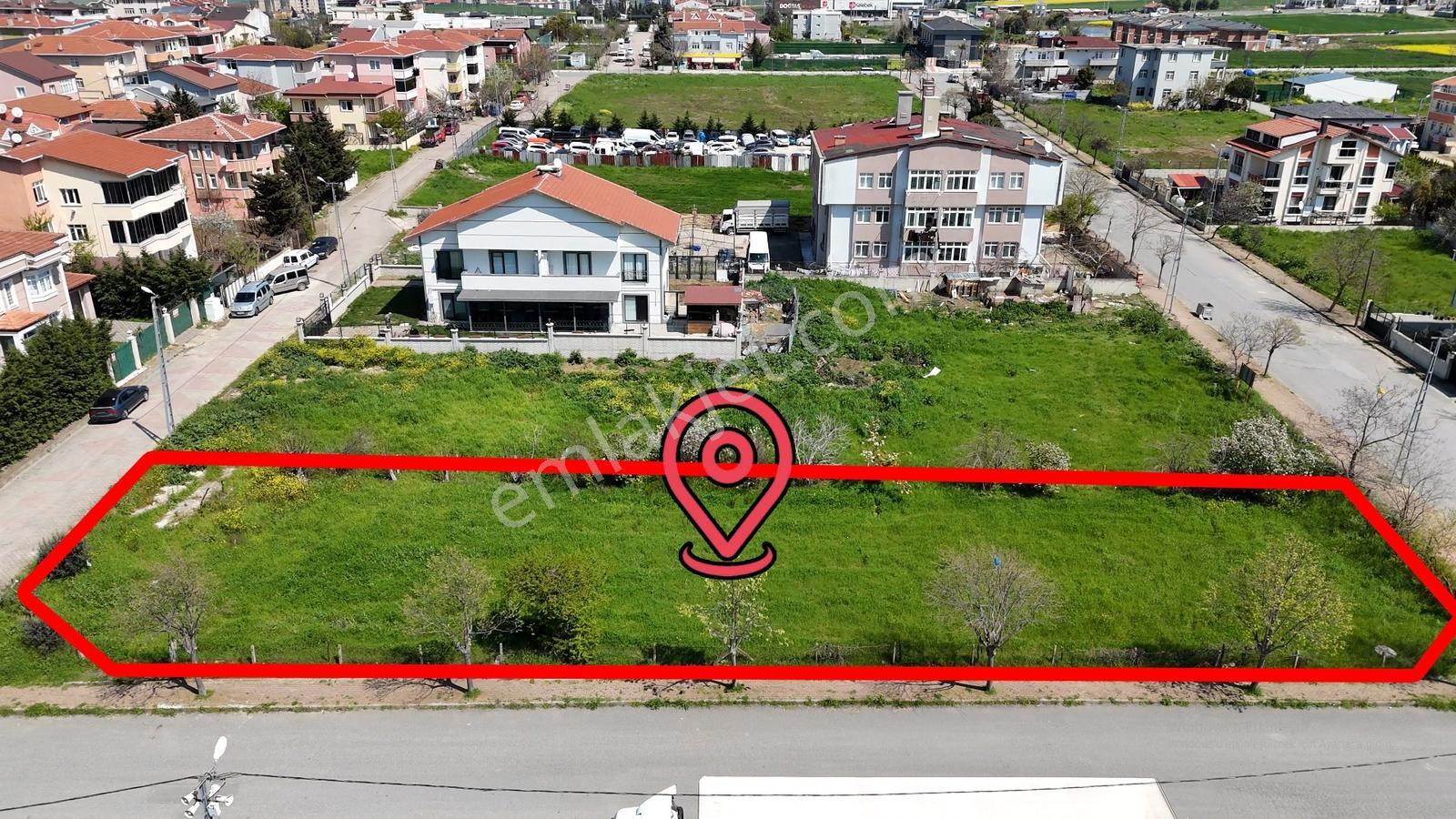Silivri Cumhuriyet Mahallesi 1053 M2 Villa İmarlı Arsa - Görsel 2
