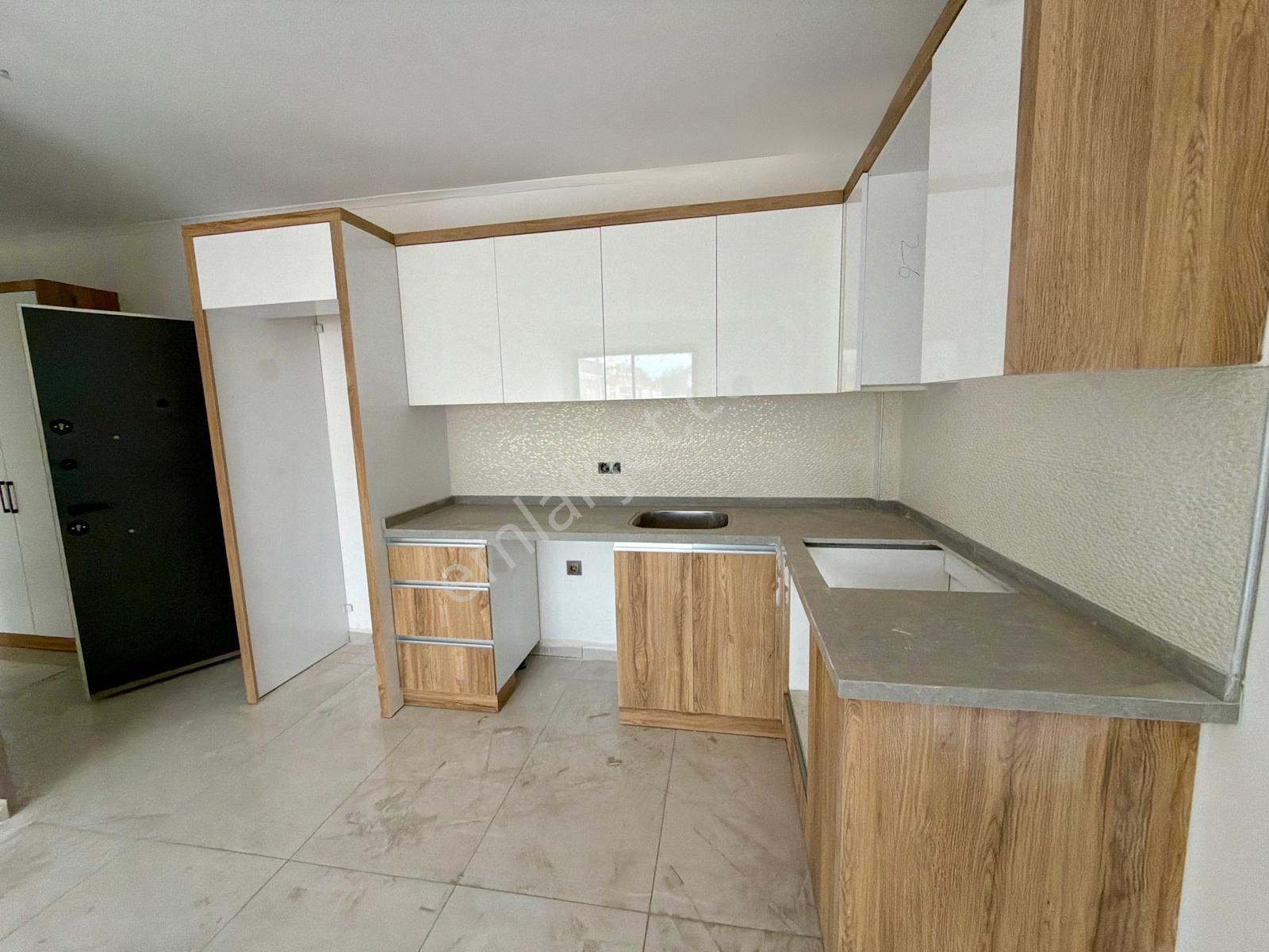 Alanya Güllerpınarı Merkezde Satılık 2+1 Havuzlu Daire - Görsel 31