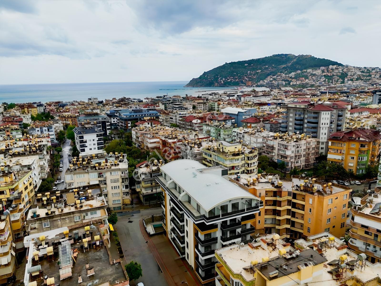 Alanya Güllerpınarı Merkezde Satılık 2+1 Havuzlu Daire - Görsel 34