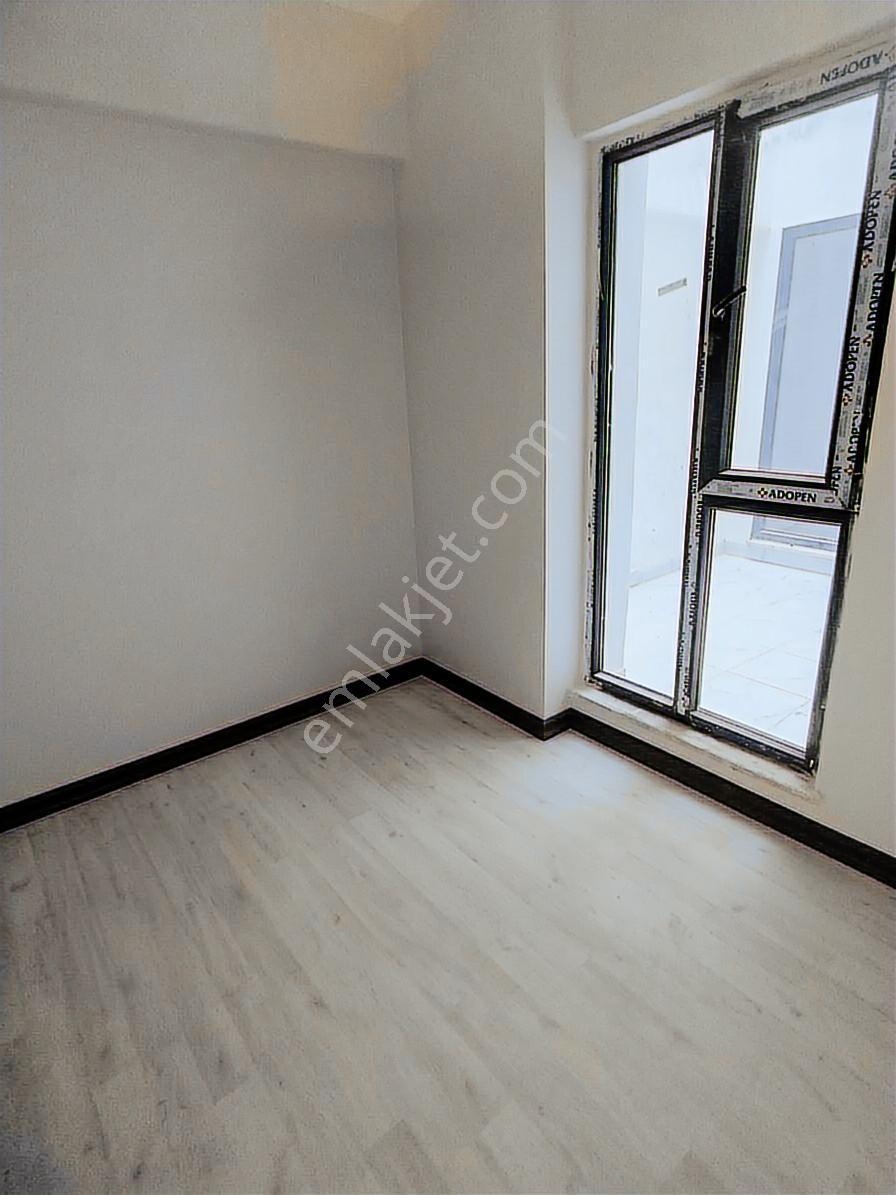 Barbaros Tabyalar Bölgesinde Ayrı Mutfak Satılık 2+1 Sıfır Daire - Görsel 13
