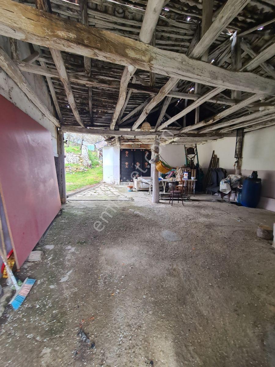 Sinerji'den Bilecek De Doğayla İç İçe Geniş Arazili Köy Evi - Görsel 23